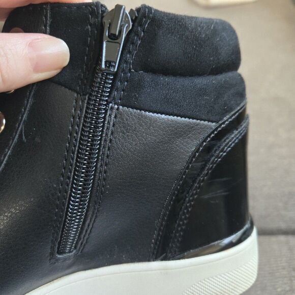 Aldo Ailanna Women's Hidden Wedge Black 6.5 Ancle Snickers Casual Zip Gold - Picture 5 of 6